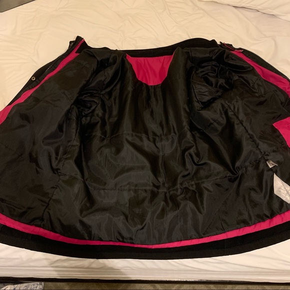 Athletic works (Jacket) - Picture 6 of 9